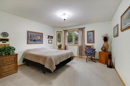 5243 Pathways Avenue, White Bear Lake, MN 55110