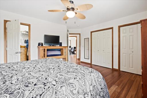 14690 284 1/2 Avenue NW, Zimmerman, MN 55398