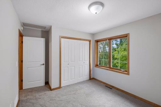 7153 Goodview Avenue S, Cottage Grove, MN 55016