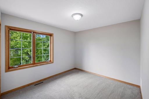 7153 Goodview Avenue S, Cottage Grove, MN 55016