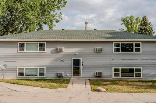 921 front_.jpg