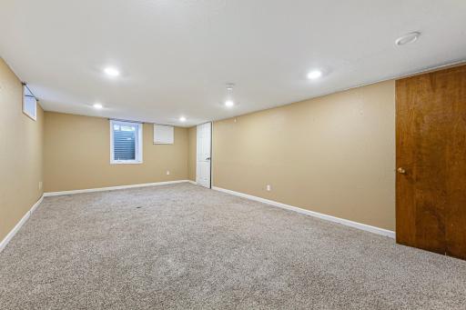 399 E Hawthorne Street, Albert Lea, MN 56007