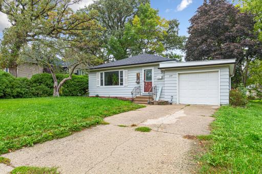 399 E Hawthorne Street, Albert Lea, MN 56007
