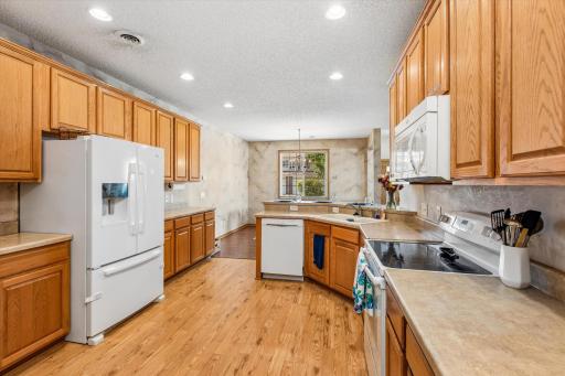 17157 Monroe Street NW, Elk River, MN 55330