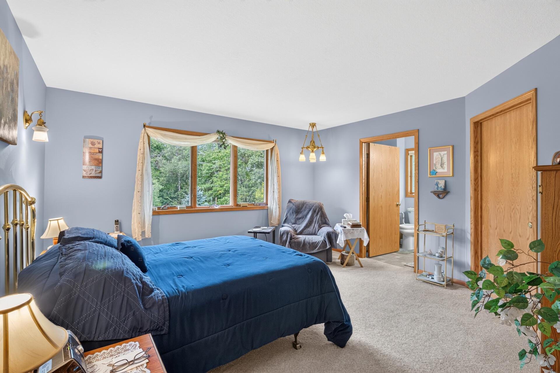 525 Devin Lane, River Falls, WI 54022