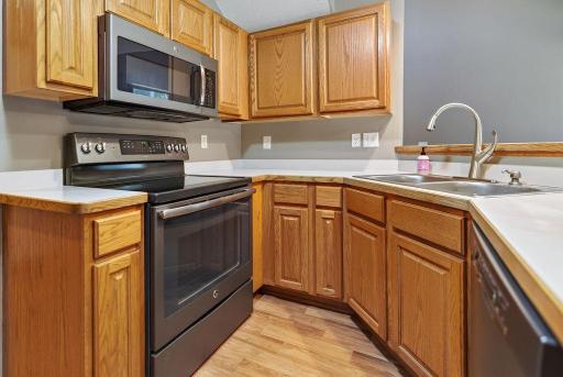 Kitchen with upgraded appliances and a new garbage disposal