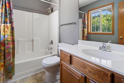 Full bath on the upper level
