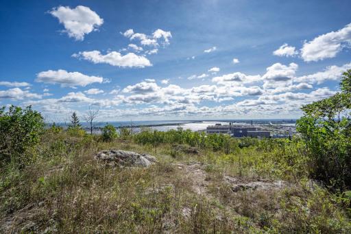 12xx W 3rd Street, Duluth, MN 55806