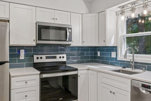 6347 Alderwood Circle, B, Woodbury, MN 55125