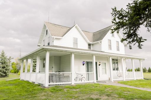 15956 52nd Street SE, Kindred, ND 58051