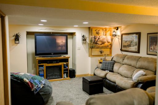 15956 52nd Street SE, Kindred, ND 58051