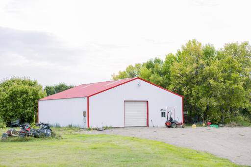 15956 52nd Street SE, Kindred, ND 58051