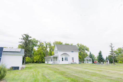 15956 52nd Street SE, Kindred, ND 58051
