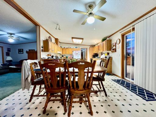 Dining room/kitchen