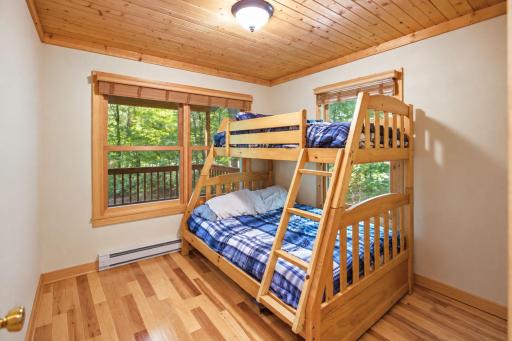13-web-or-mls-3801-gaslyn-rd.png