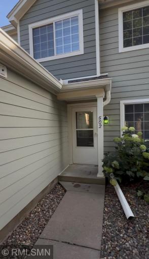 502 Mariner Way, Woodbury, MN 55129