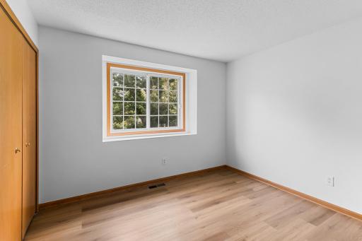 502 Mariner Way, Woodbury, MN 55129