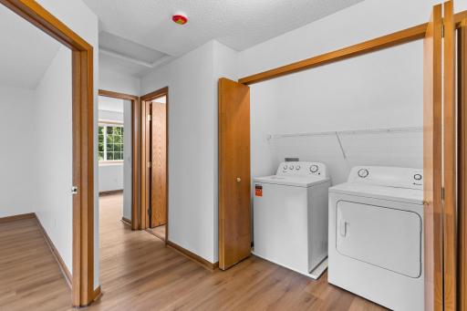502 Mariner Way, Woodbury, MN 55129