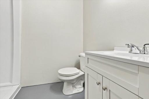 3rd LL Bathroom