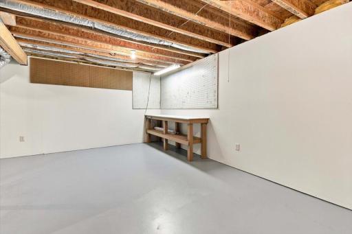 LL Storage or work shop
