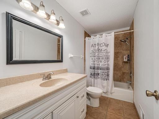 5763 W 134th Street, Savage, MN 55378