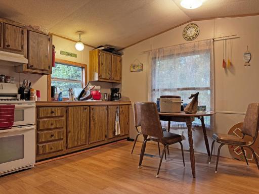 Kitchen & Dining area