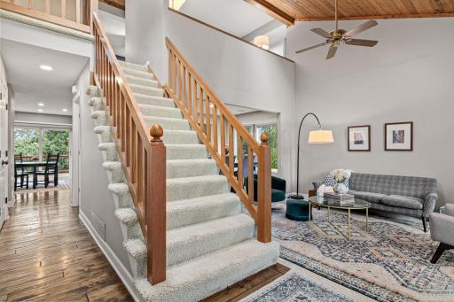 13975 Granada Court, Apple Valley, MN 55124