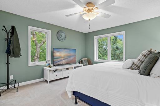 13975 Granada Court, Apple Valley, MN 55124