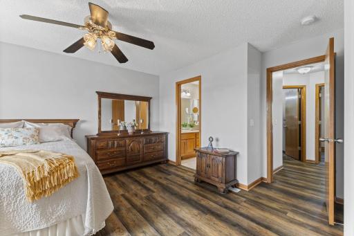 717 Independence Drive NW, Big Lake, MN 55309