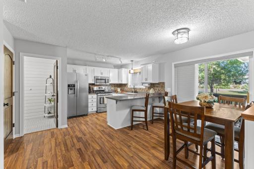 717 Independence Drive NW, Big Lake, MN 55309