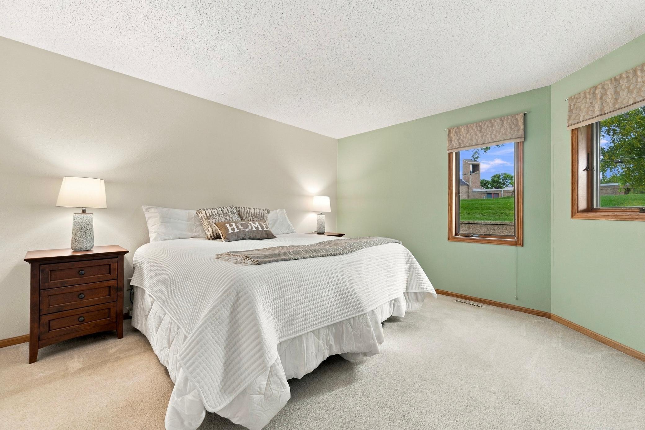 Primary bedroom ensuite