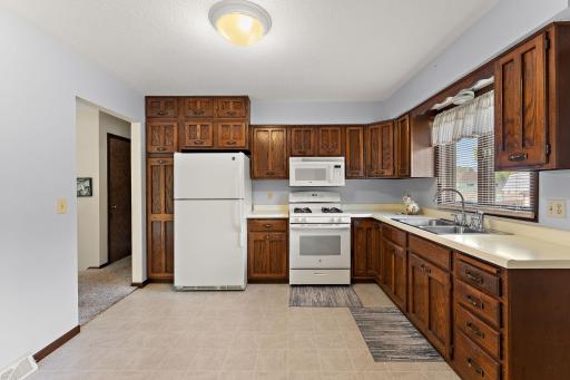 361 Eldridge Avenue E, Maplewood, MN 55117