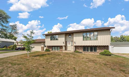 361 Eldridge Avenue E, Maplewood, MN 55117