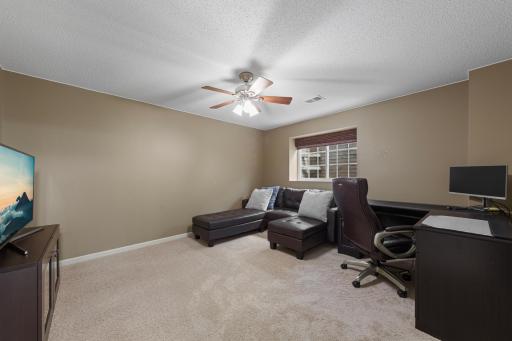 315 Hazeltine Avenue NE, Owatonna, MN 55060