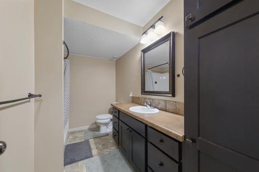 315 Hazeltine Avenue NE, Owatonna, MN 55060