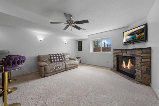 315 Hazeltine Avenue NE, Owatonna, MN 55060