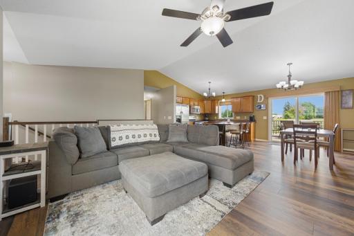 315 Hazeltine Avenue NE, Owatonna, MN 55060