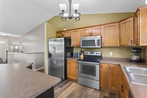 315 Hazeltine Avenue NE, Owatonna, MN 55060