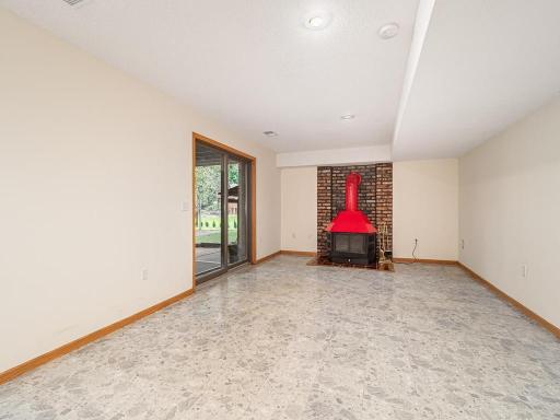 9508 Riverview Avenue, Bloomington, MN 55425