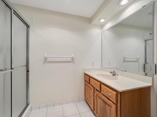 9508 Riverview Avenue, Bloomington, MN 55425