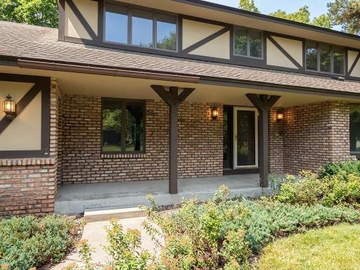 9508 Riverview Avenue, Bloomington, MN 55425