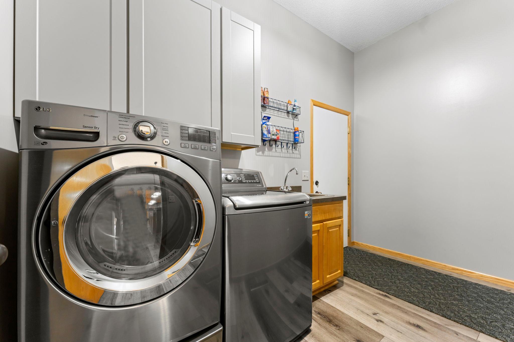 40-web-or-mls-13840 28th St N-165.jpg