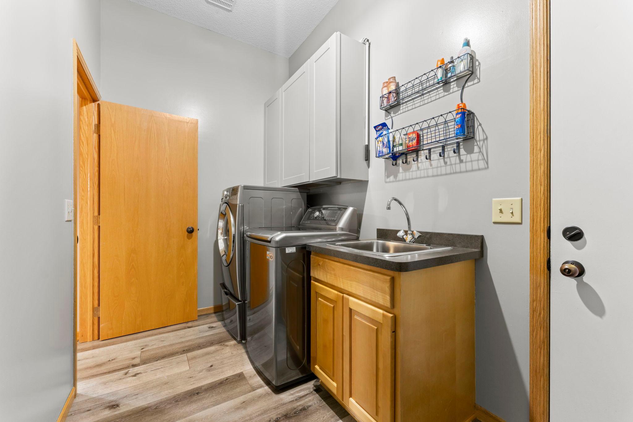 41-web-or-mls-13840 28th St N-168.jpg