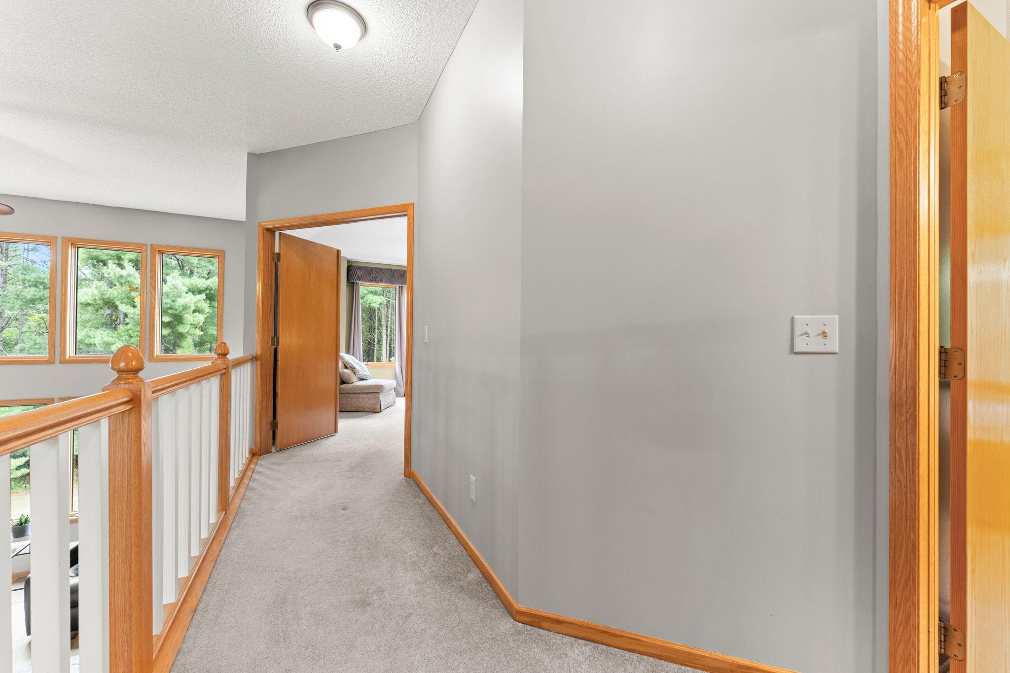 42-web-or-mls-13840 28th St N-48.jpg