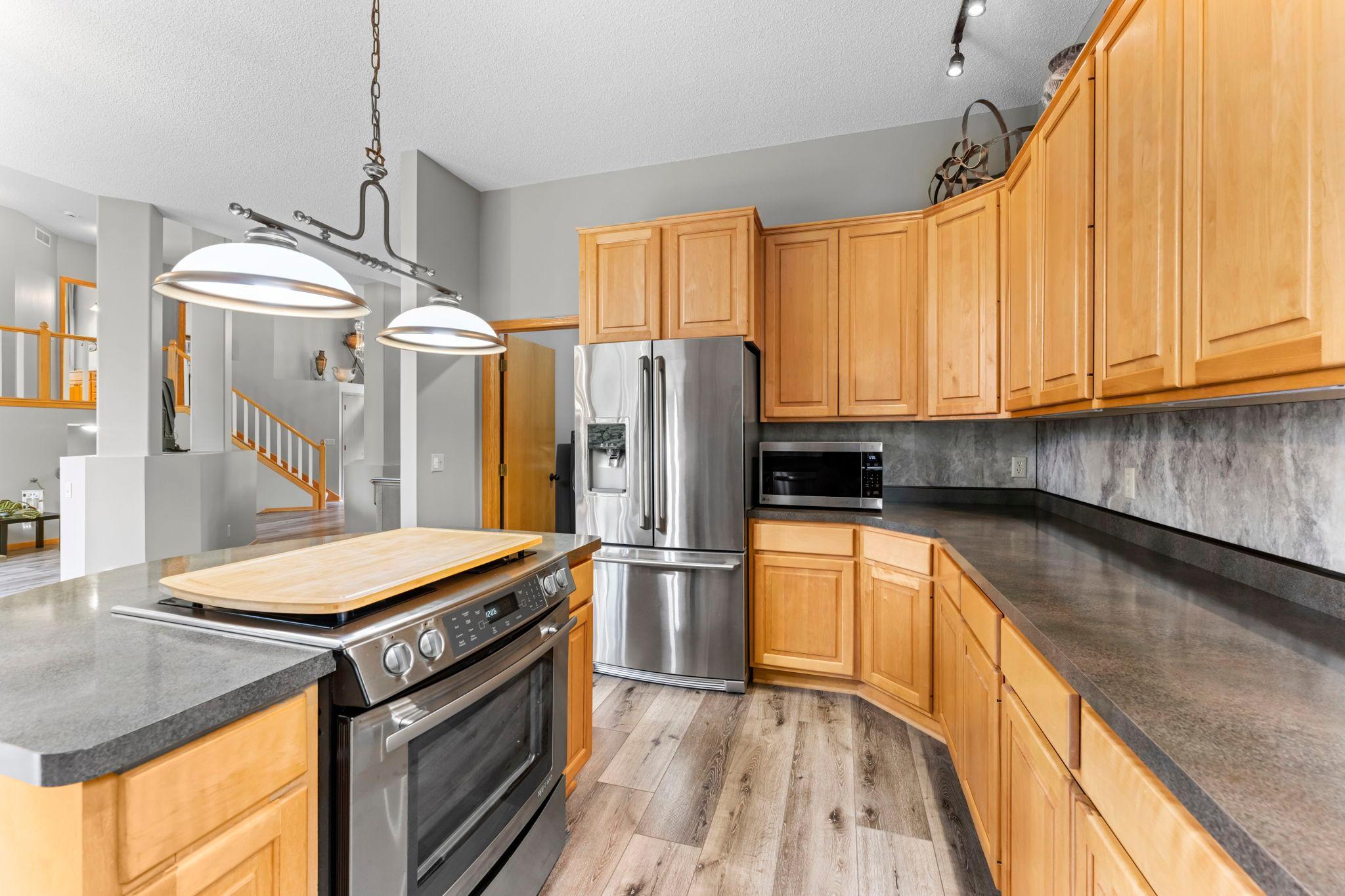38-web-or-mls-13840 28th St N-159.jpg