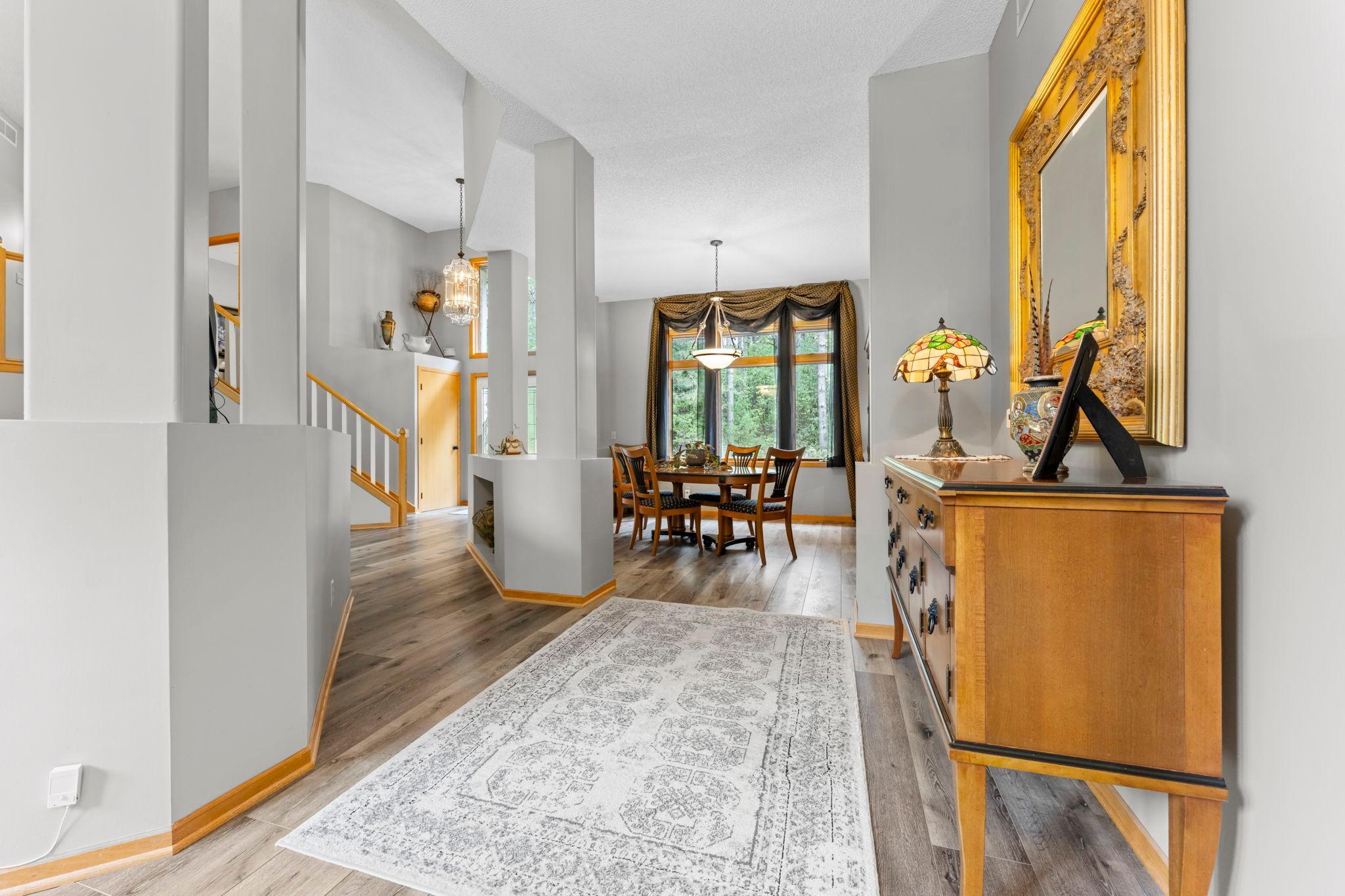 27-web-or-mls-13840 28th St N-129.jpg