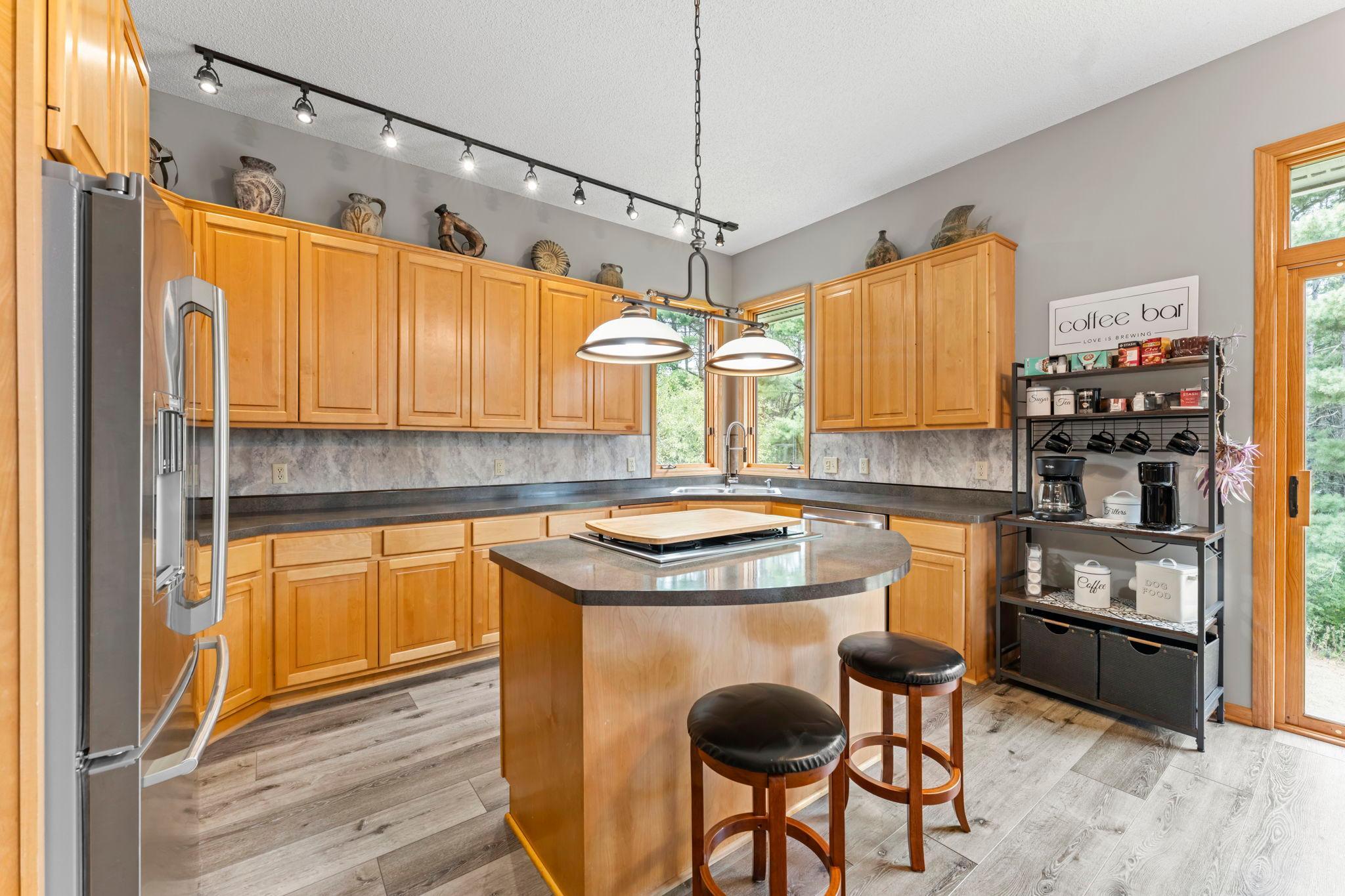 34-web-or-mls-13840 28th St N-147.jpg