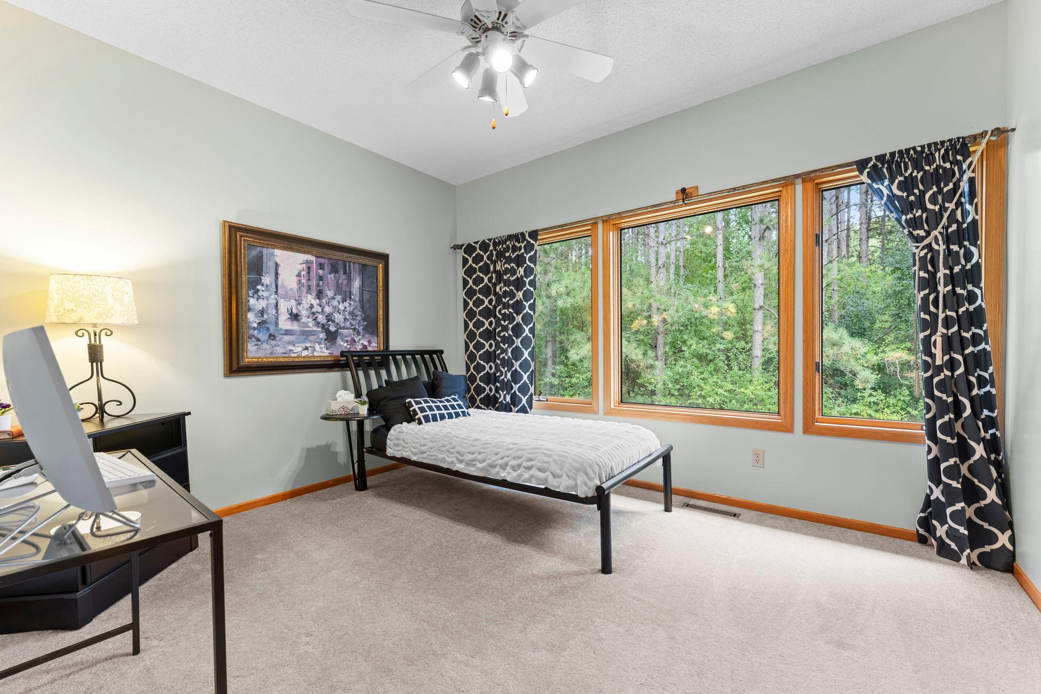 52-web-or-mls-13840 28th St N-78.jpg