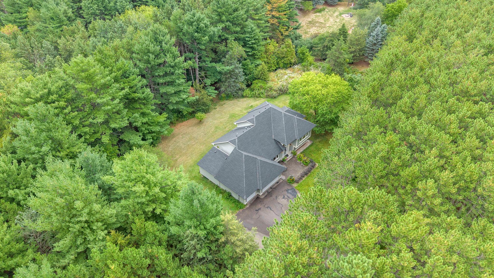 3-web-or-mls-13840 28th St N-243.jpg