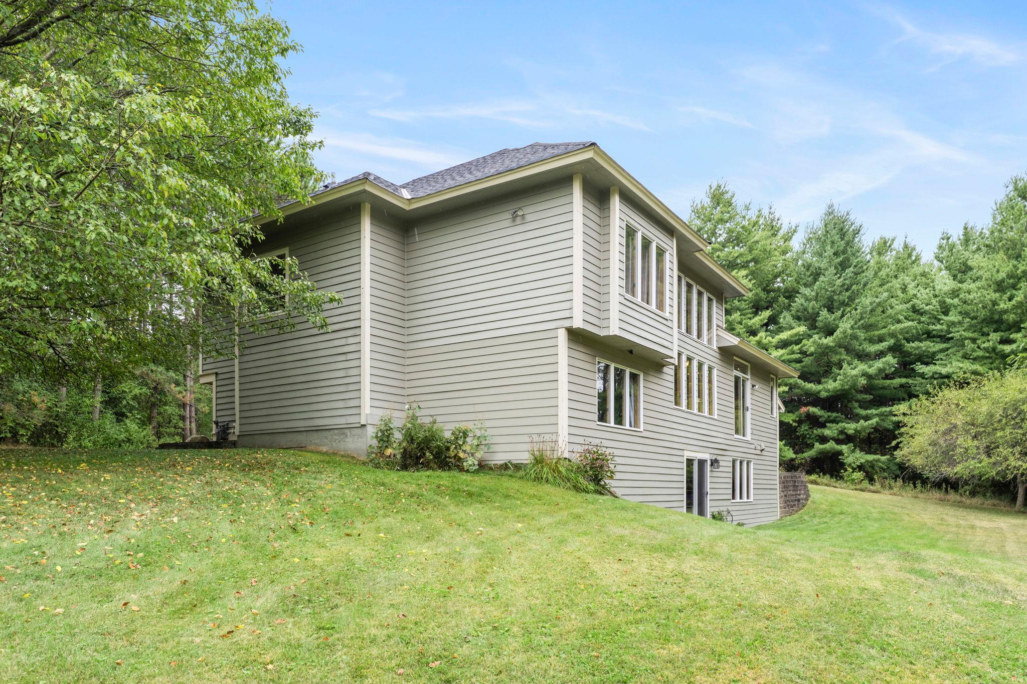 76-web-or-mls-13840 28th St N-190.jpg